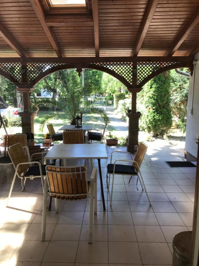 Platanus Vendeghaz Zamardi住宿加早餐旅馆 外观 照片